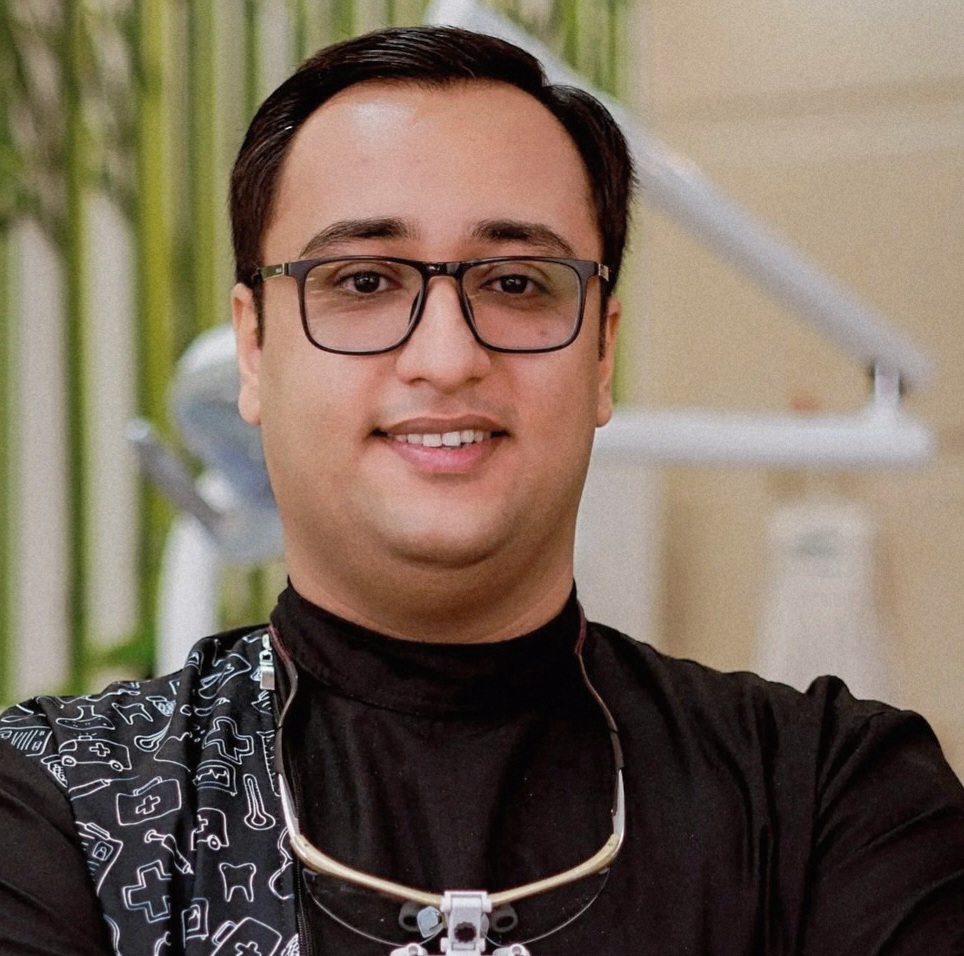 دکتر حسین داوری نژاد